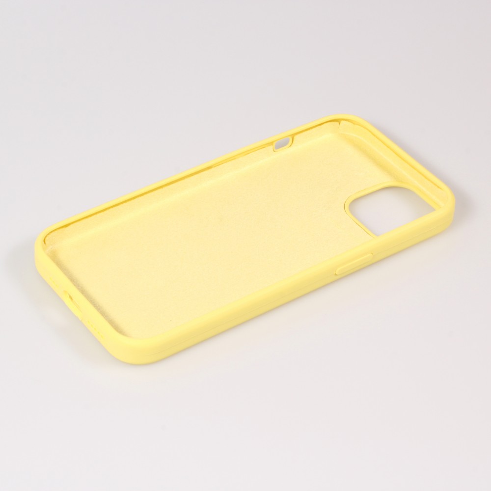 Coque iPhone 15 Plus - Soft Touch - Jaune