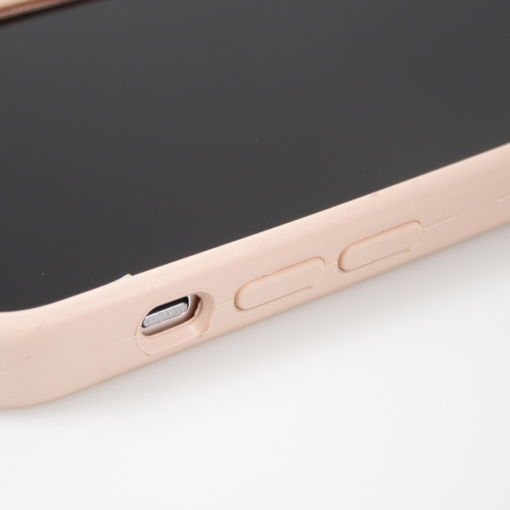 Coque iPhone 15 - Soft Touch rose pâle