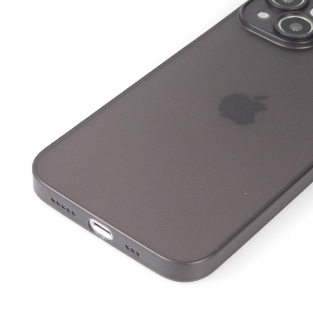 iPhone 15 Case Hülle - Plastik ultra dünn semi-transparent matt - Schwarz