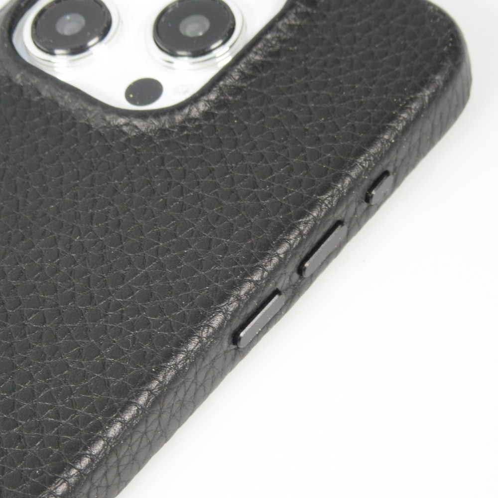 Coque iPhone 14 Pro - Cuir de veau luxe grainé intégral avec boutons métalliques et MagSafe - Noir