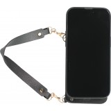 Coque iPhone 14 Pro - Silicone soft touch avec pochette à cartes ou argent en cuir et lanière intégrée - Noir