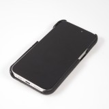 iPhone 15 Case Hülle - Individuell angefertigte Lederhülle mit silbernem Schriftzug + Lanyard und Kartenfach - Schwarz