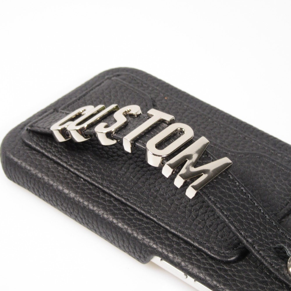 iPhone 15 Case Hülle - Individuell angefertigte Lederhülle mit silbernem Schriftzug + Lanyard und Kartenfach - Schwarz