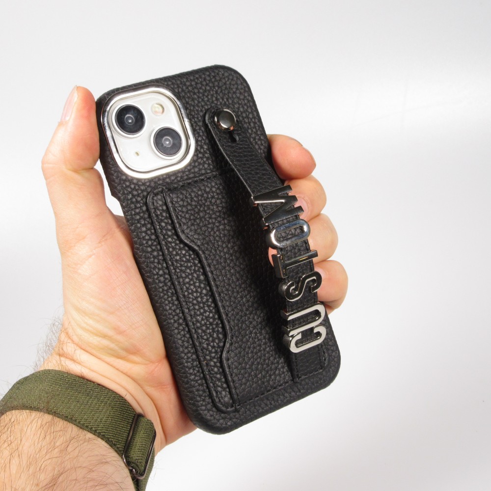 iPhone 15 Case Hülle - Individuell angefertigte Lederhülle mit silbernem Schriftzug + Lanyard und Kartenfach - Schwarz