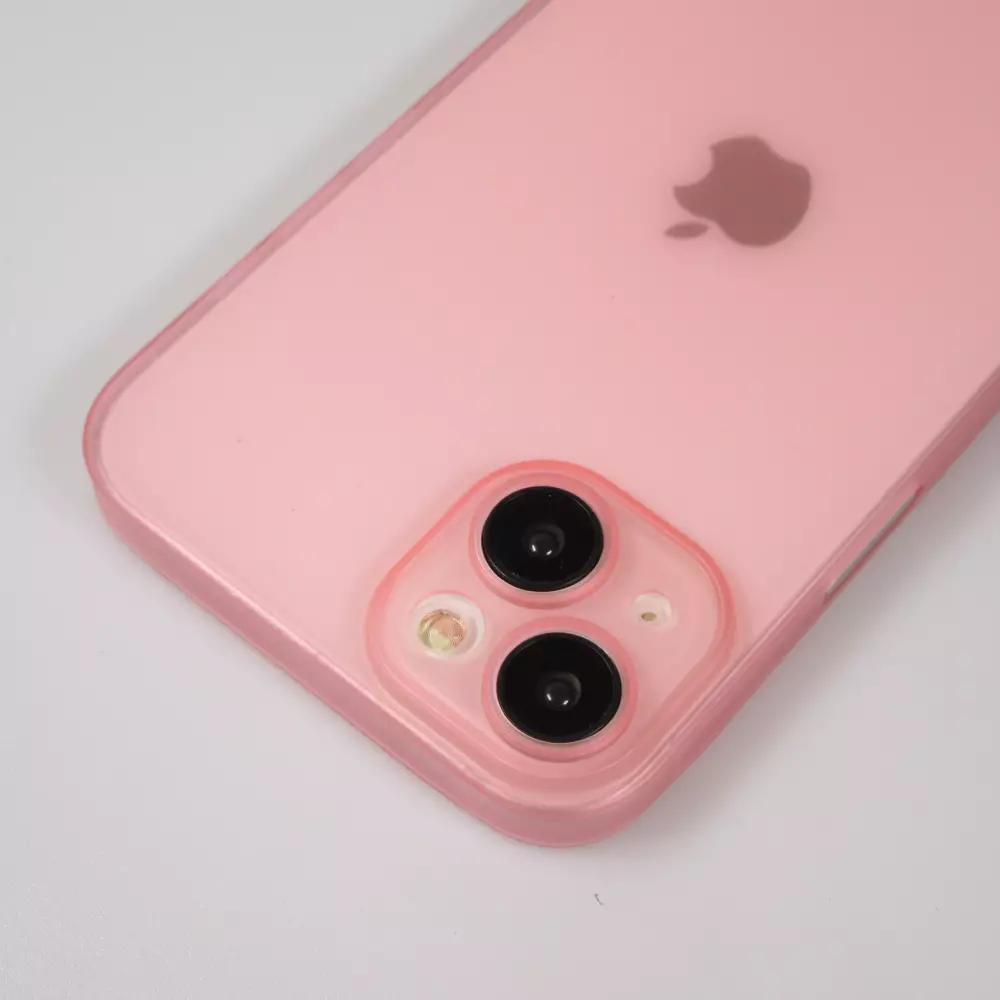Coque iPhone 15 - Plastique ultra fin semi-transparent mat - Rose