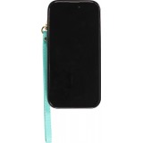 iPhone 15 Pro Max Case Hülle - DeLuxe elegantes Lederlook Cover mit Wallet + Tragering - Türkis