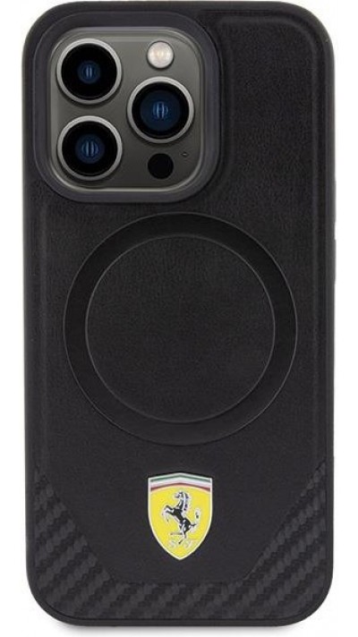 Coque iPhone 15 Pro - Ferrari cuir MagSafe avec logo en métal et imitation carbon - Noir