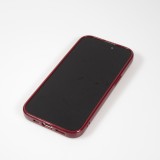 Coque iPhone 15 Pro - Gel silicone brillant avec lignes textur&eacute;es - Bordeaux