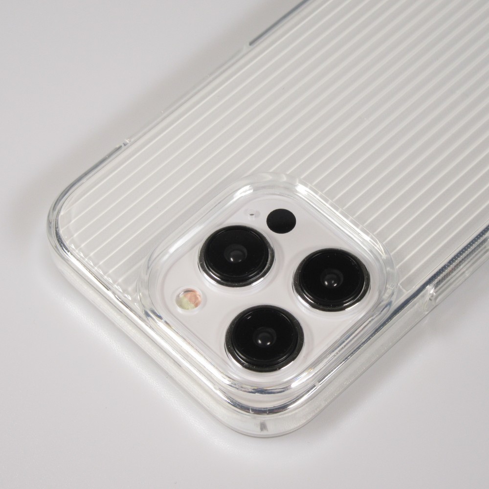 Coque iPhone 15 Pro - Gel silicone brillant avec lignes textur&eacute;es - Transparent