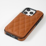 iPhone 15 Pro Max Case H&uuml;lle - Silikon case mit Kunstleder Oberfl&auml;che und aufklappbarem Portemonnaie - Braun