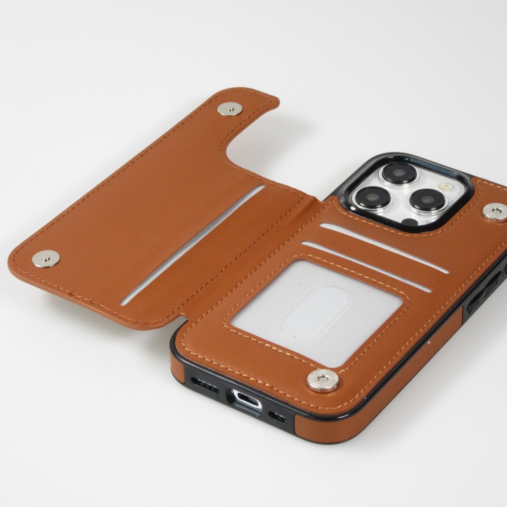 iPhone 15 Pro Max Case H&uuml;lle - Silikon case mit Kunstleder Oberfl&auml;che und aufklappbarem Portemonnaie - Braun