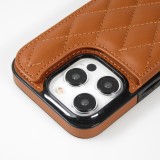 iPhone 15 Pro Max Case H&uuml;lle - Silikon case mit Kunstleder Oberfl&auml;che und aufklappbarem Portemonnaie - Braun