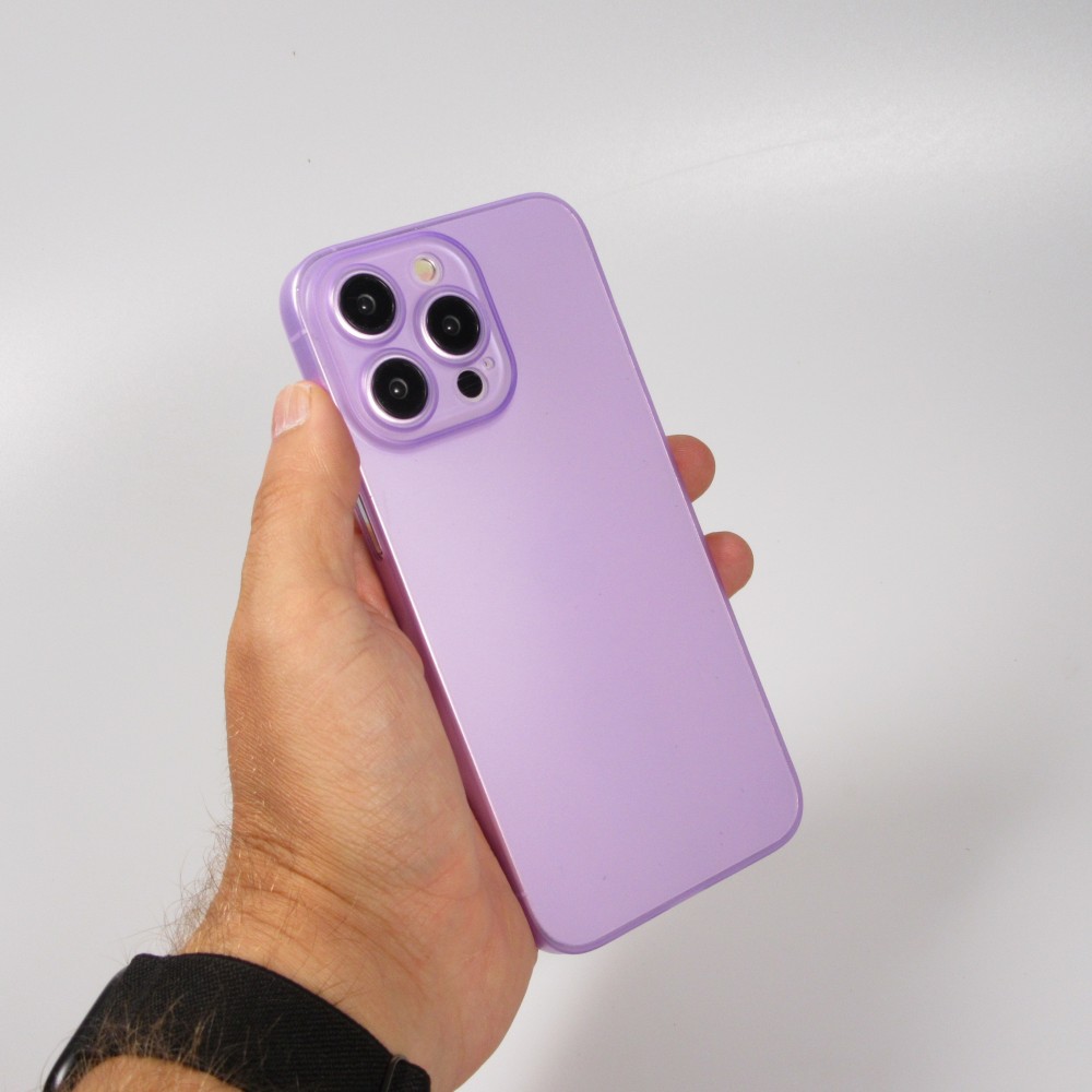 iPhone 15 Pro Max Case Hülle - Plastik ultra dünn semi-transparent matt - Violett