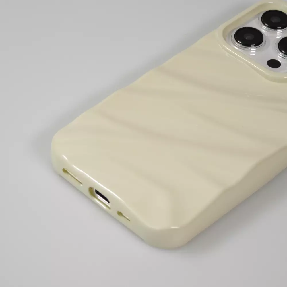 Coque iPhone 15 Pro Max - Silicone avec forme de vague 3D mat - Blanc