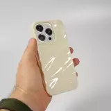 Coque iPhone 15 Pro Max - Silicone avec forme de vague 3D mat - Blanc