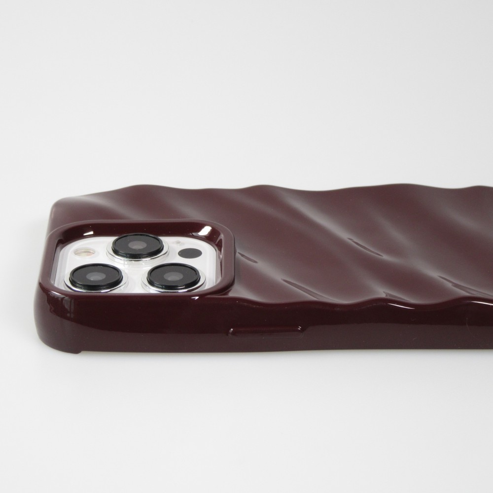 Coque iPhone 15 Pro Max - Silicone avec forme de vague 3D mat - Bordeaux