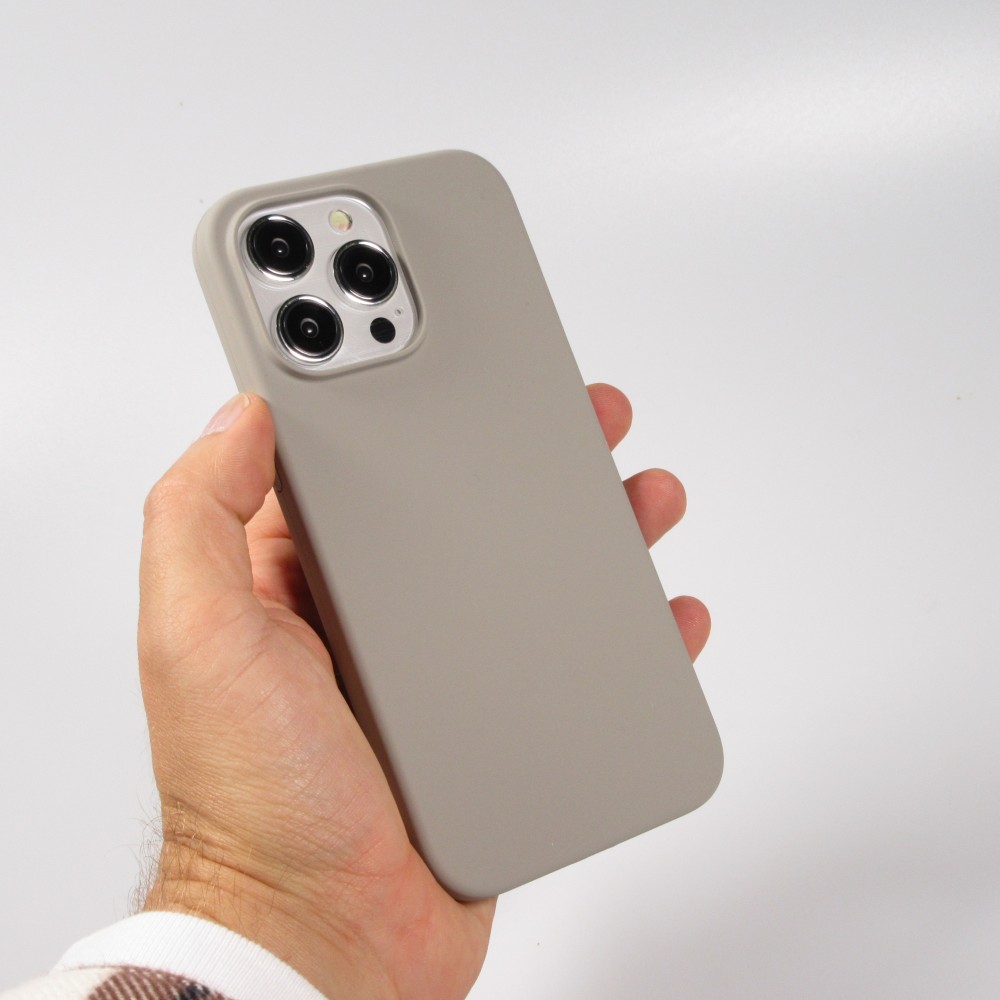 Coque iPhone 15 Pro - Soft Touch - Taupe