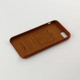 Coque iPhone 7 / 8 / SE (2020, 2022) - Qialino cuir véritable brun clair