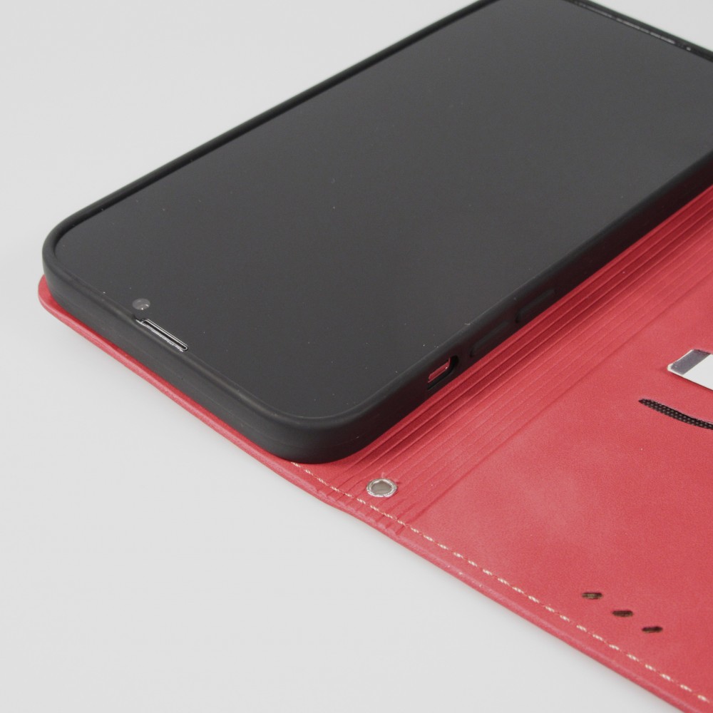iPhone 15 Plus Leder Tasche - Flip Wallet vintage mit Magnetverschluss und Kartenhalter - Rot