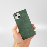 Etui cuir iPhone 15 Plus - Flip Wallet vintage avec fermeture aimantée et compartiment cartes - Vert foncé