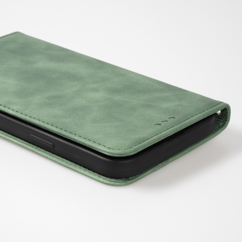 Etui cuir iPhone 15 Plus - Flip Wallet vintage avec fermeture aimantée et compartiment cartes - Vert foncé