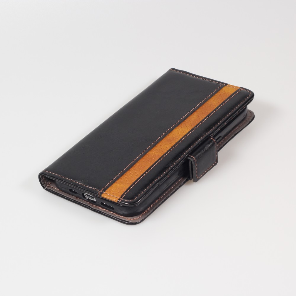 Etui cuir iPhone 16e - Flip Wallet en cuir véritable avec stripe design et compartiment à cartes - Noir