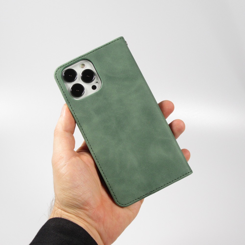 Etui cuir iPhone 16e - Flip Wallet vintage avec fermeture aimantée et compartiment cartes - Vert foncé