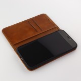 Fourre iPhone 13 - Flip Fierre Shann cuir véritable - Brun