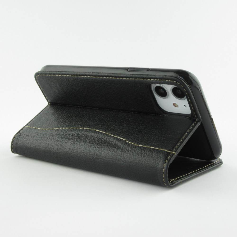 Fourre iPhone 15 - Flip Fierre Shann cuir véritable - Noir