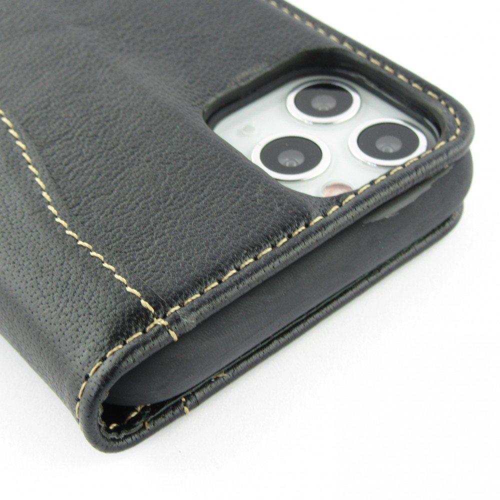 Fourre iPhone 11 Pro - Flip Fierre Shann cuir véritable - Noir