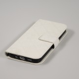 Fourre iPhone 13 Pro Max - Premium Flip Wallet caoutchouc motif oriental avec fermeture aimantée - Blanc