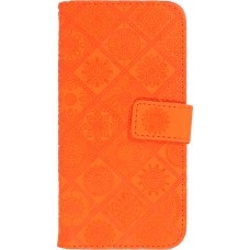 Fourre iPhone 12 / 12 Pro - Premium Flip Wallet caoutchouc motif oriental avec fermeture aimantée - Orange