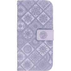 iPhone 13 Pro Max Case Hülle - Premium Flip Wallet Kautschuk oriental Muster mit Magnetverschluss - Hellviolett