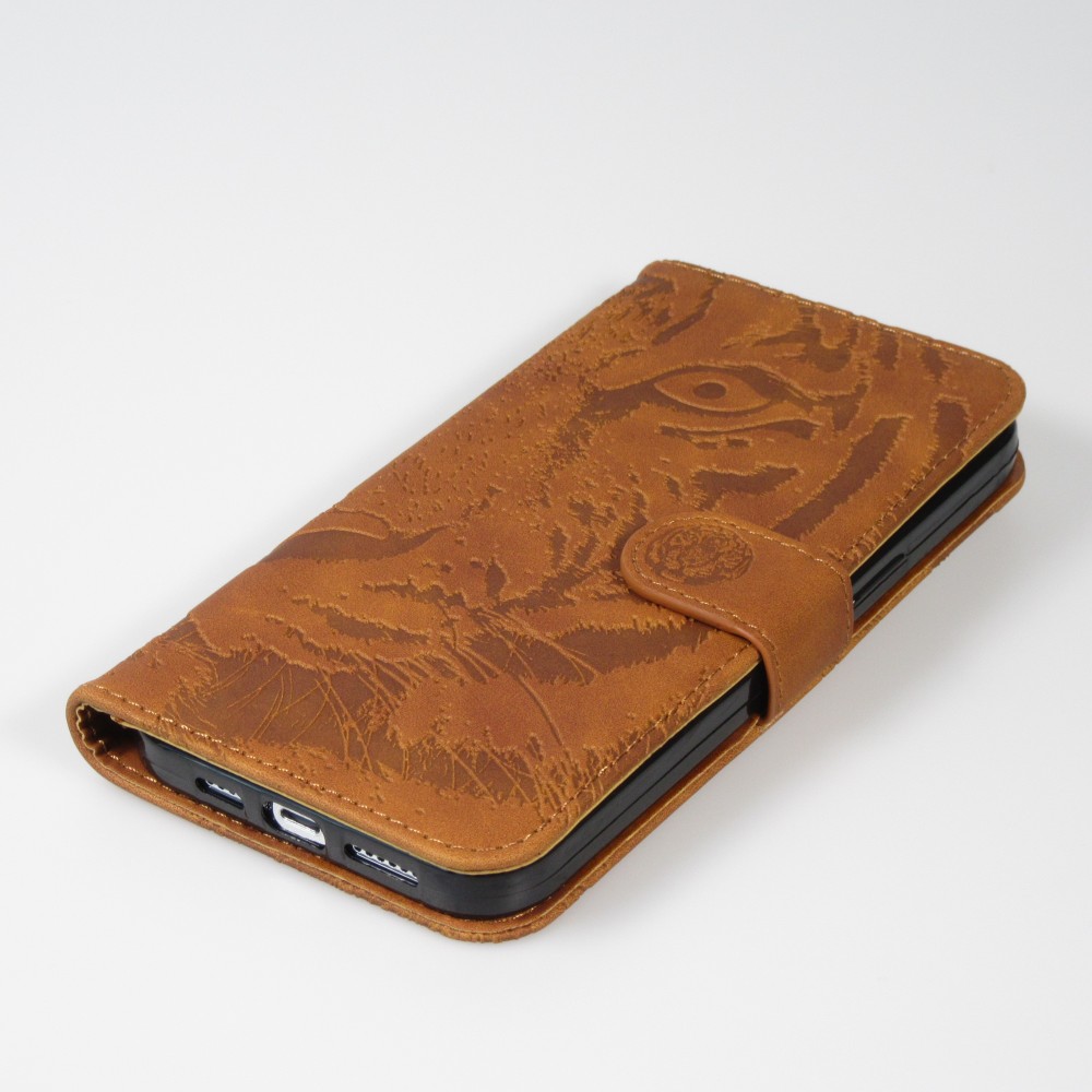 Fourre iPhone 14 Plus - Flip 3D en similicuir Oeil du tigre - Brun