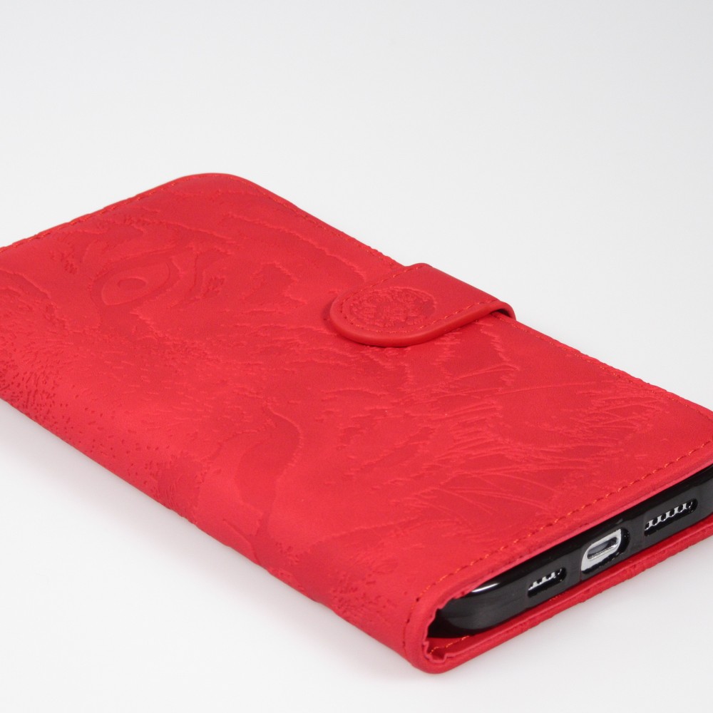 Fourre iPhone 15 - Flip 3D en similicuir Oeil du tigre - Rouge