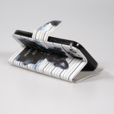 Fourre iPhone 14 - Premium Wallet flip fermeture magnétique et porte-carte - chien arrêté - Blanc