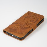 iPhone 15 Pro Max Case Hülle - 3D Flip Kunstleder Auge des Tigers - Braun