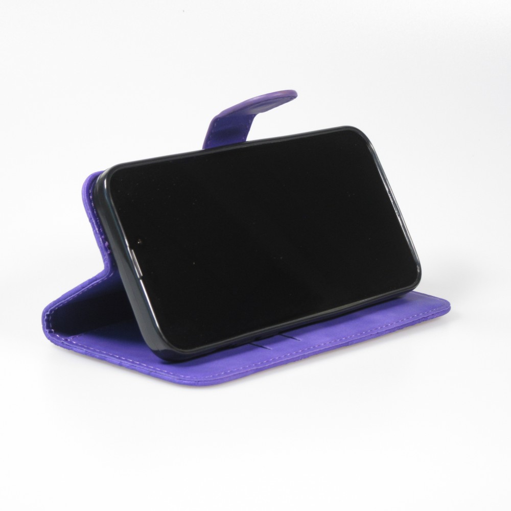 iPhone 15 Pro Max Case Hülle - 3D Flip Kunstleder Auge des Tigers - Violett