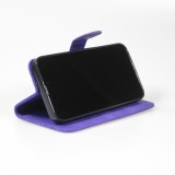 iPhone 15 Pro Max Case Hülle - 3D Flip Kunstleder Auge des Tigers - Violett