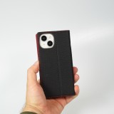 Fourre iPhone 15 - Flip 3D cuir grain&eacute; v&eacute;ritable de vache - Noir/rouge