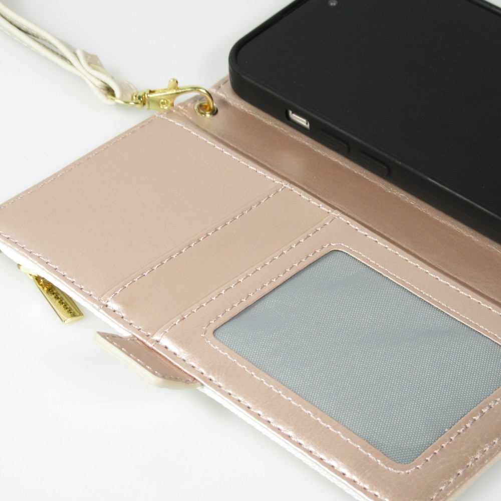 iPhone 15 Case Hülle - Flip Wallet aus veganem Leder mit Brieftasche und Magnetverschluss - Weiss