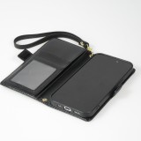 iPhone 15 Case Hülle - Flip Wallet aus veganem Leder mit Brieftasche und Magnetverschluss - Schwarz
