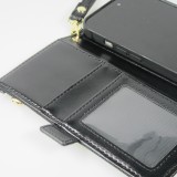 iPhone 15 Case Hülle - Flip Wallet aus veganem Leder mit Brieftasche und Magnetverschluss - Schwarz