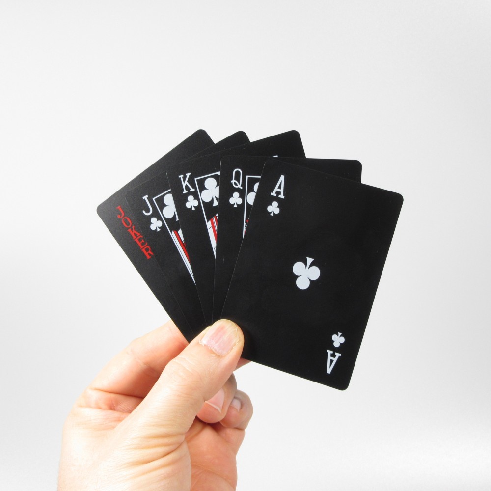 Jeu de cartes poker - Black Diamond Cartes étanches et résistantes en PVC -  Mat - Noir - Acheter sur PhoneLook