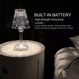 Lampe de chevet/table design transparente tactile style diamants/cristal et LED multicolores sans fil