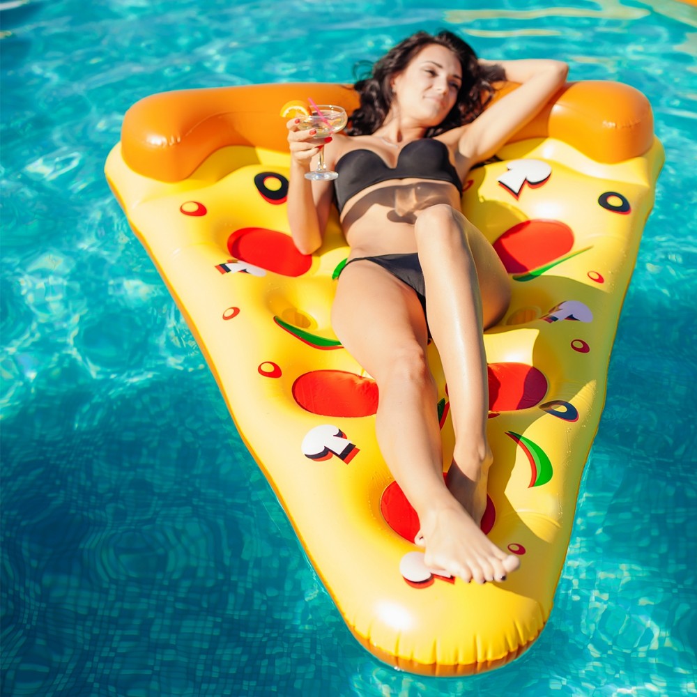 Pizza géant gonflable pour la piscine et l'amusement dans l'eau pour les enfants et les adultes