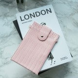 Portefeuille elégante universel pour smartphone luxueux en look cuir de crocodile avec lanière de cou - Rose