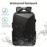 Sportlicher Reise Rucksack erweiterbares Packvolumen 20 - 35 Liter mit Zahlenschloss und USB-Adapter - Schwarz