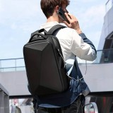 Sportlicher Reise Rucksack erweiterbares Packvolumen 20 - 35 Liter mit Zahlenschloss und USB-Adapter - Schwarz