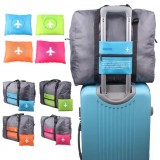 Faltbare und wasserfeste Reisebegleiter-Tasche mit 32L Füllvolumen - Grün